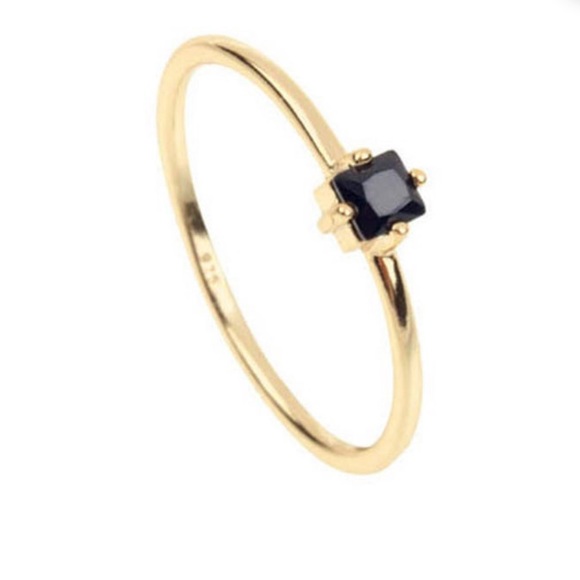 Yellow Gold Black Onyx Square Solitaire Ring - Picture 2 of 4